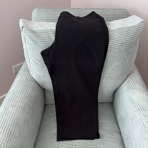 Lane Bryant Black 4 Season Slim Capri Mid Size. Button/ 2 Hook Closure. Size 20